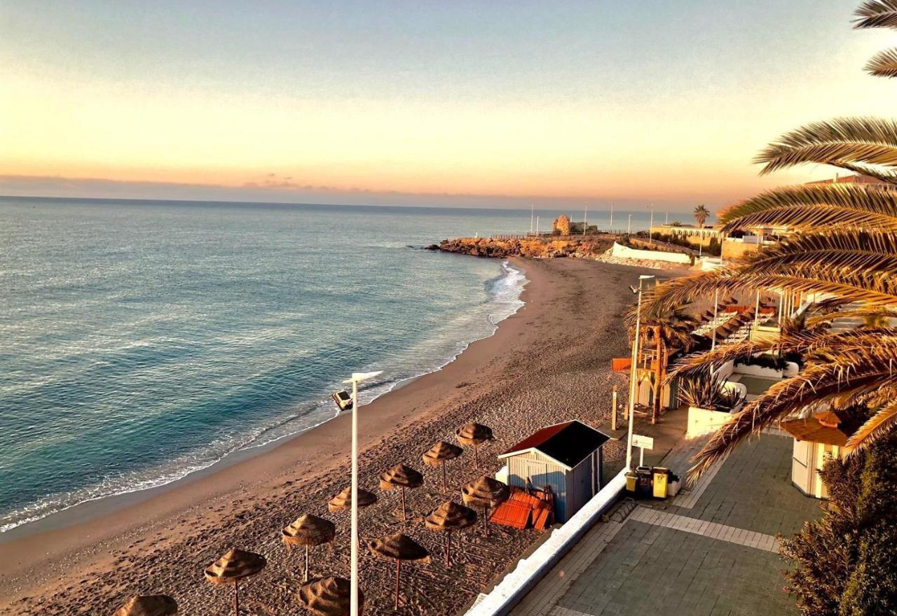 Super Front Line Modern New Apartm Nerja Kültér fotó