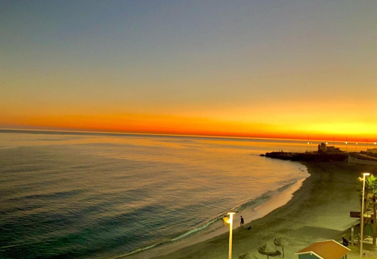 Super Front Line Modern New Apartm Nerja Kültér fotó